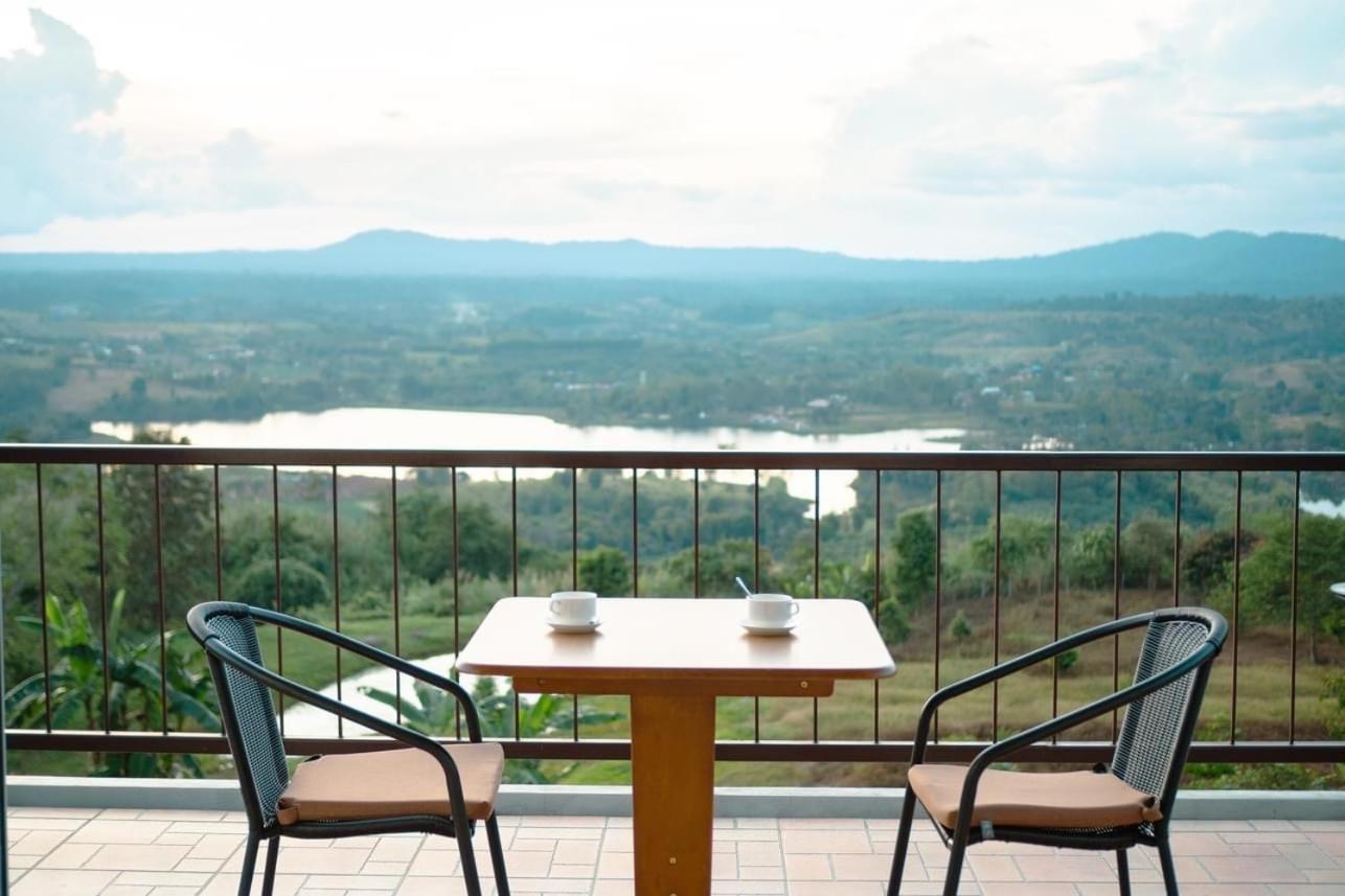The Private 2 @ Khao Kho Hotel Exterior foto
